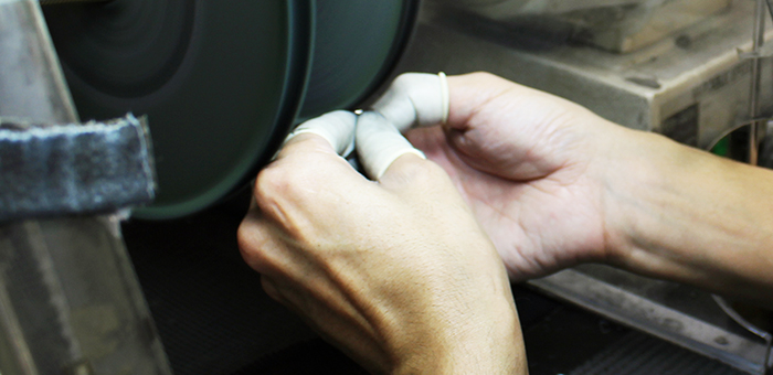 生産工程（磨き）